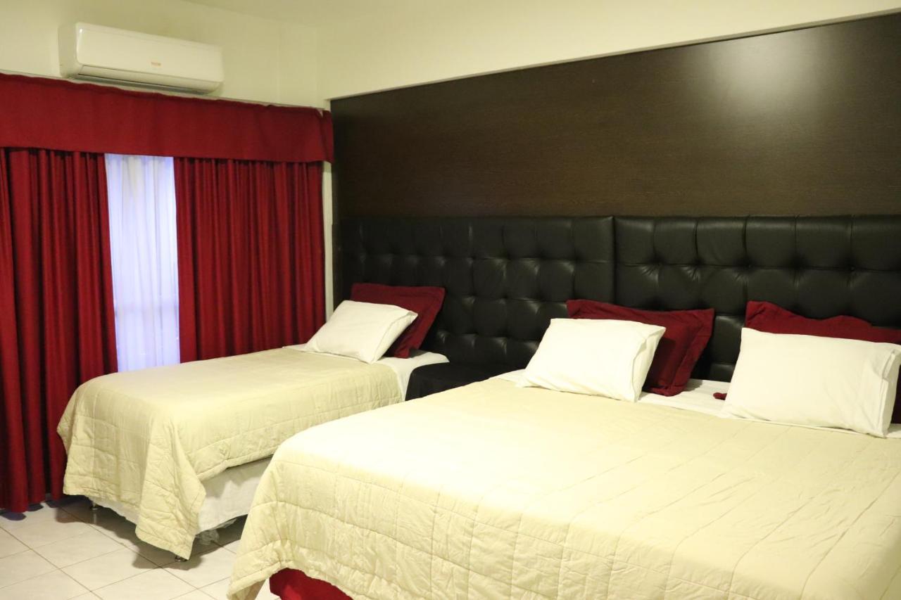 Luxsur Hotel Encarnación Kamer foto