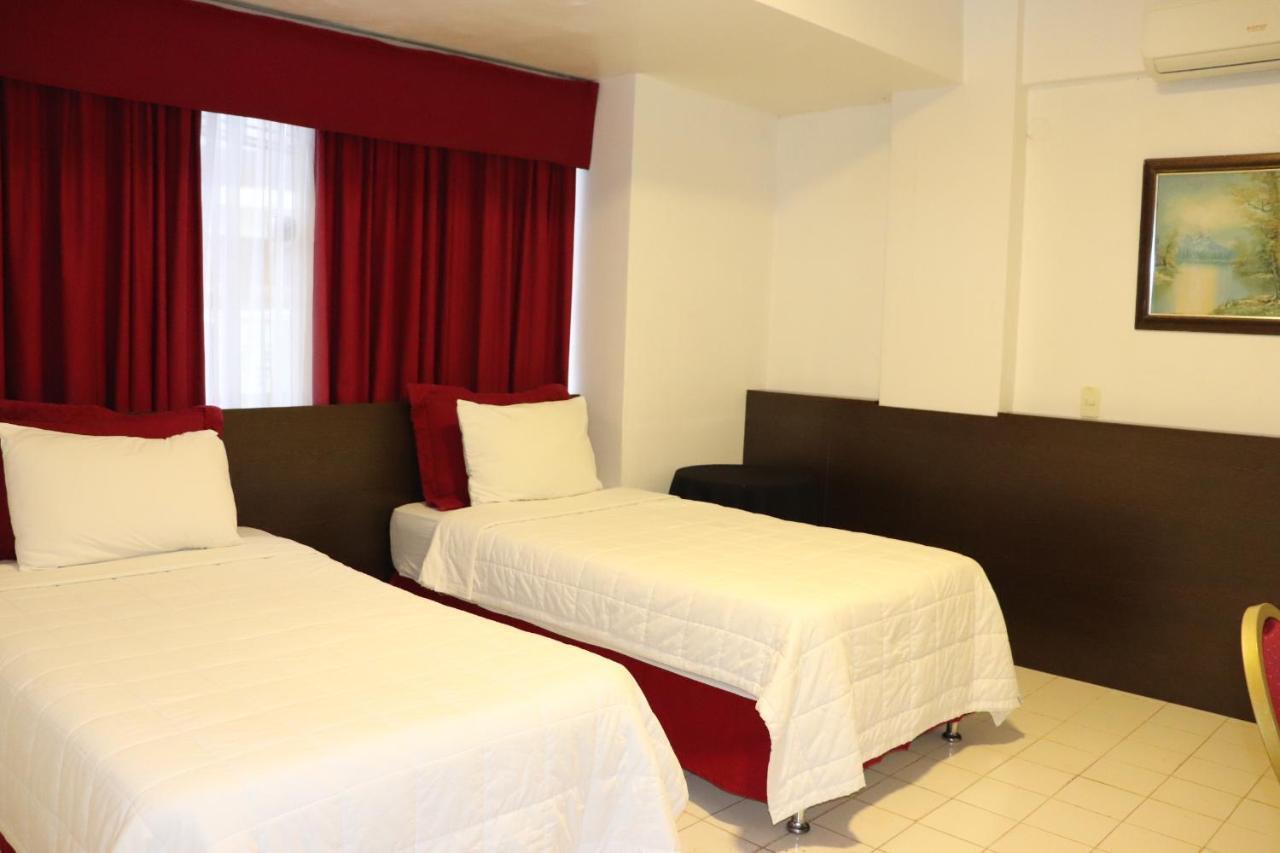 Luxsur Hotel Encarnación Kamer foto